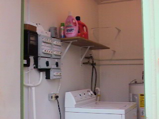 IMG00156.JPG (28672 bytes)